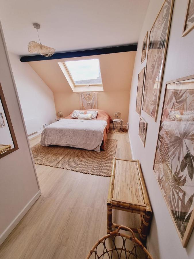 Duplex Neuf Centre Ville Avec Parking Neauphle-le-Château Esterno foto